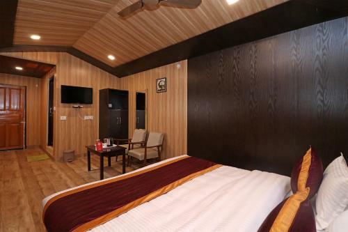 Hotel Oyo 14559 The Gharonda