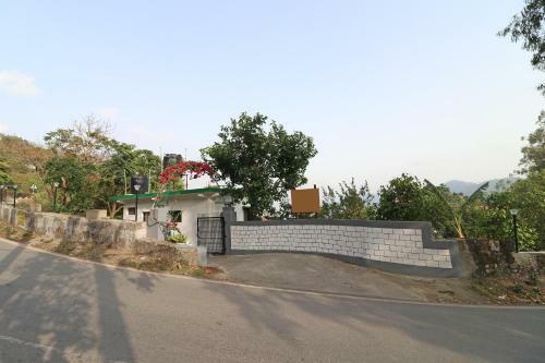 Hotel Oyo 14559 The Gharonda