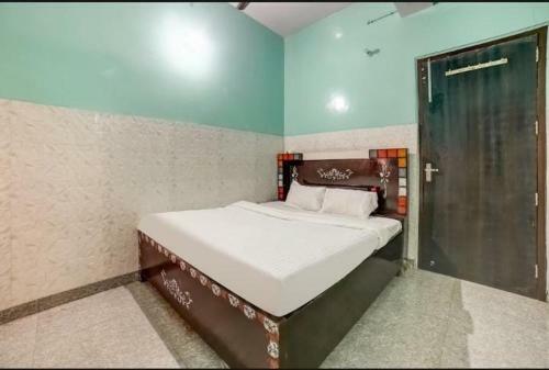 Hotel Oyo 86108 Shri Krishna Homestay