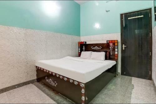 Hotel Oyo 86108 Shri Krishna Homestay