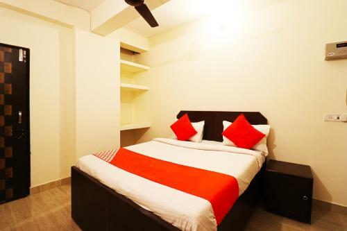 Hotel Oyo 60914 Crb Palace