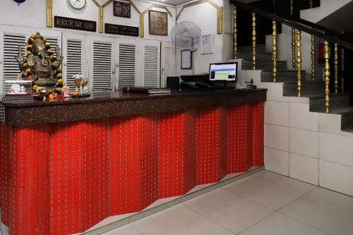Oyo 24801 Hotel Star Palace