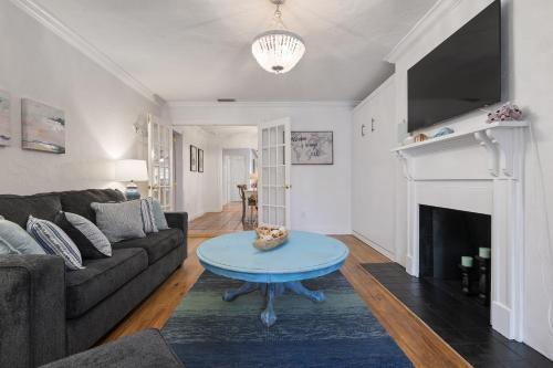 Short Drive To Beaches 3 Bedroom Pool Home Sleeps 8 Home