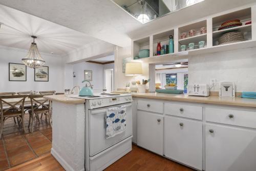 Short Drive To Beaches 3 Bedroom Pool Home Sleeps 8 Home