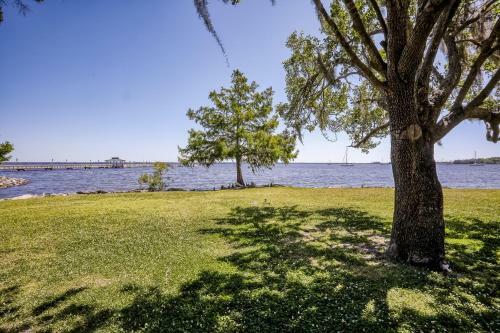 Green Cove Springs Family Retreat
