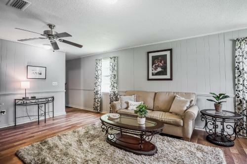 Green Cove Springs Family Retreat