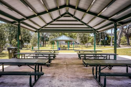 Green Cove Springs Family Retreat