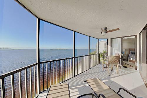 Bay View Tower 634 Sanibel Harbour Resort