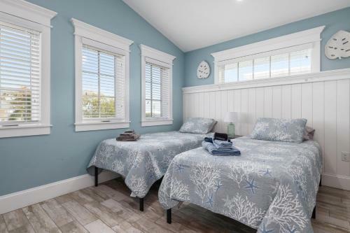 7 Bedroom Private Pool Spa Home Walking Distance To Beach Home