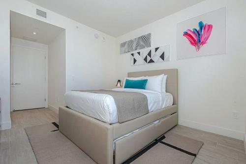 5 Wrap Around Balcony 2br Insane Views