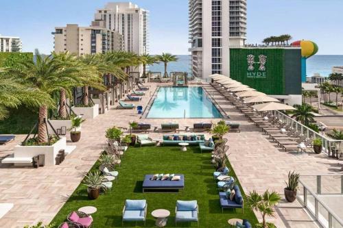 5 Wrap Around Balcony 2br Insane Views