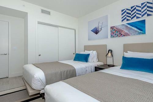 5 Amenities Luxury 3brcorner Balcony Wpanor View