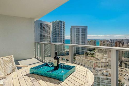 5 Amenities Luxury 3brcorner Balcony Wpanor View