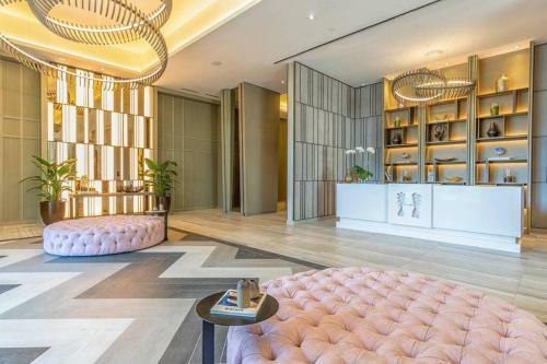 5 Amenities Luxury 3brcorner Balcony Wpanor View