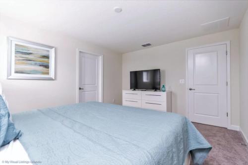 Inviting 5 Bdm Townhome With Private Pool Townhouse