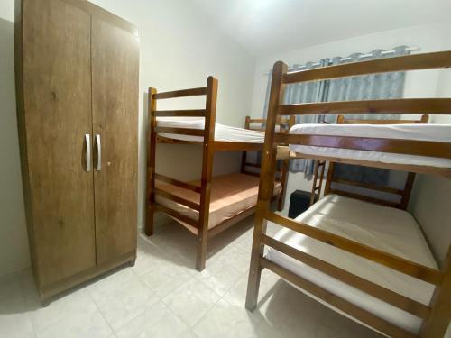 A036 - Edif�cio Giselle L - Apartamento 35