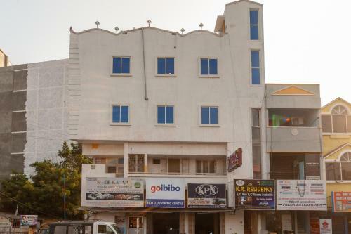 Hotel Oyo 26871 Kr Residency