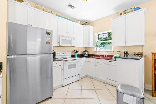 Coastal Charm On 30-a