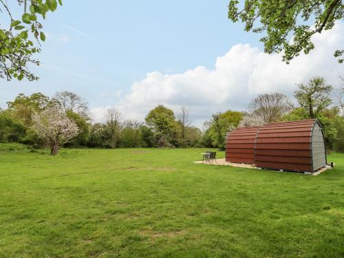 Meadow Lodge Berrys Place Farm