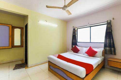 Oyo 62635 Hotel Meghavi