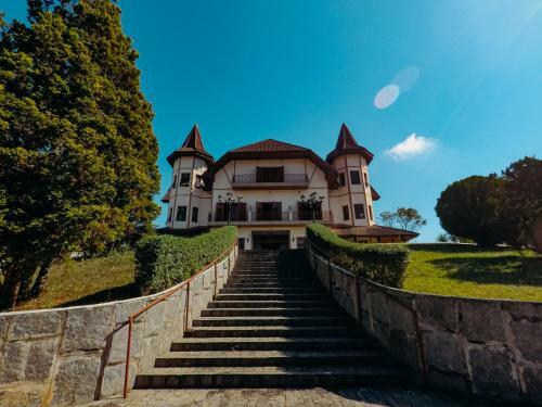 Voa Chateau Palace Hotel