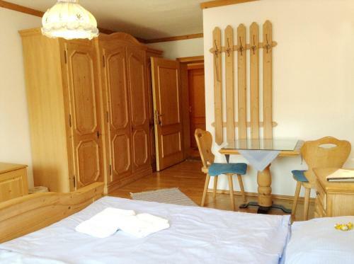 Posada Gasthof Zur Post