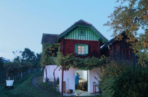 Hostal Gasthof Hotel Zum Weinberg