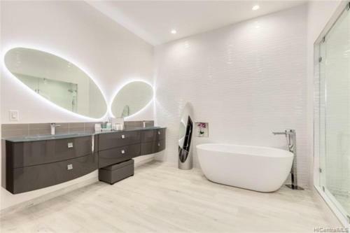 Tastefully Furnished Luxurious Home