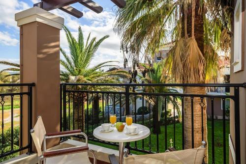Apartment In Gerani With Garden