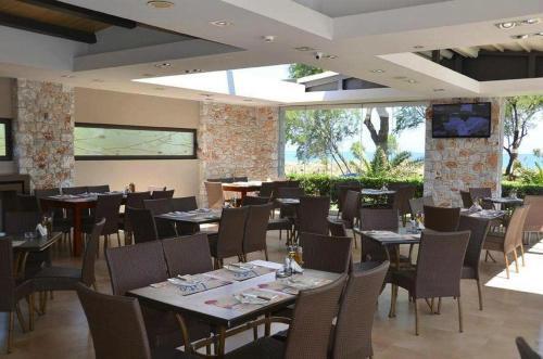 Apartment In Gerani With Garden