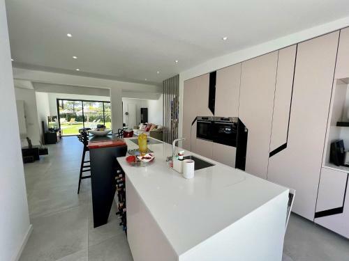 Villa Vilamoura Excellence With Pool By Homing