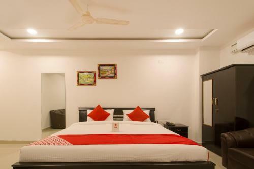 Hotel Oyo 13062 Kamala Residency-inn