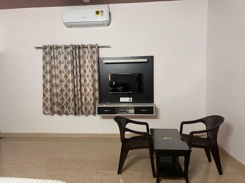 Hostal Shivalaya Guest House