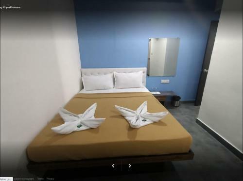Hotel Ashwi Lodging & Boarding