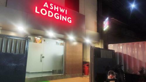 Hotel Ashwi Lodging & Boarding