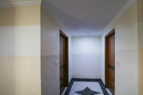 Capital O 7708 Hotel Jyoti