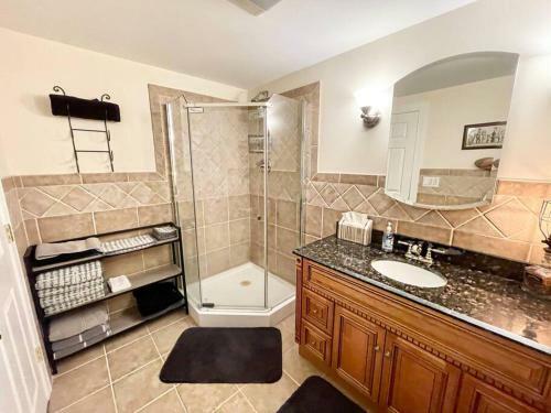 Stylish 2500 Sq Basement W/ Home Theatre, Pool Table, Poker Table Etc.