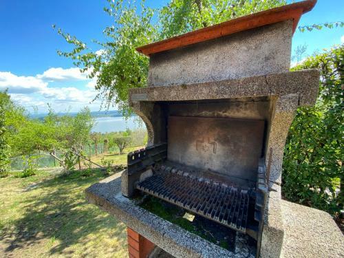 Sciareia - House With Stunning Lake View And Garden