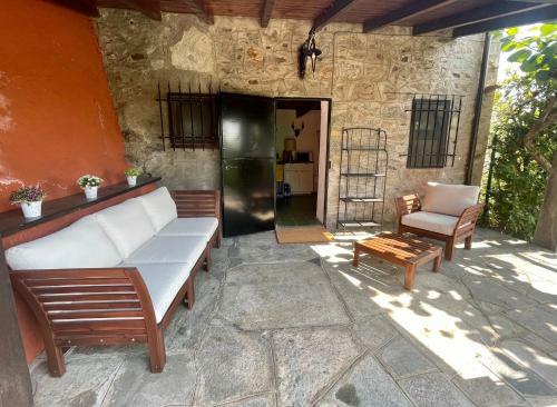 Sciareia - House With Stunning Lake View And Garden