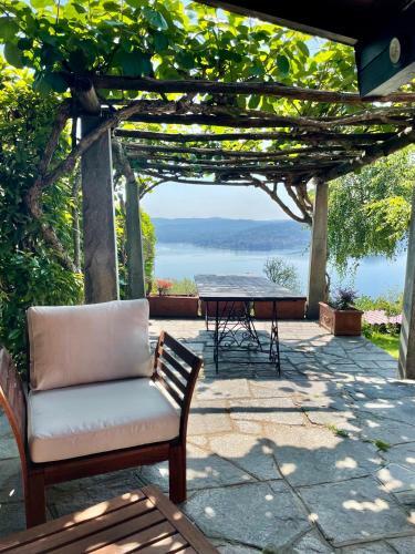 Sciareia - House With Stunning Lake View And Garden