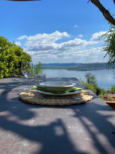 Sciareia - House With Stunning Lake View And Garden
