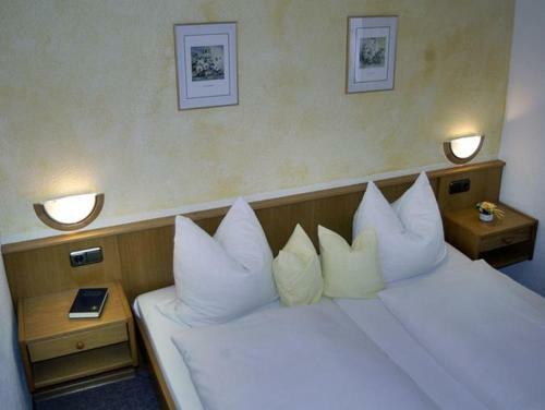 Hostal Gasthof Und Pension Neuwirt