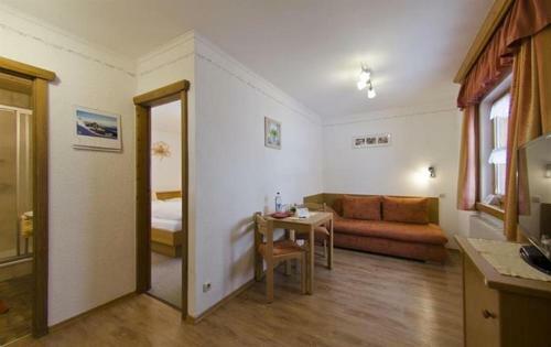 Hostal Gasthof Und Pension Neuwirt