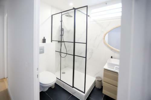 Apartamento Appart'h�tel Le Grand Bleu - 5 Chambres - Evry