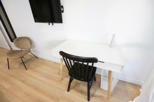 Apartamento Appart'h�tel Le Grand Bleu - 5 Chambres - Evry