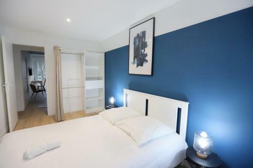 Apartamento Appart'h�tel Le Grand Bleu - 5 Chambres - Evry