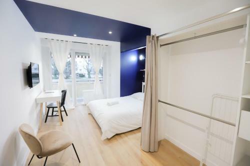 Apartamento Appart'h�tel Le Grand Bleu - 5 Chambres - Evry