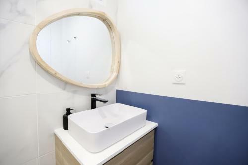 Apartamento Appart'h�tel Le Grand Bleu - 5 Chambres - Evry