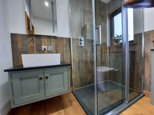 Boutique Retreat On Cornish Smallholding