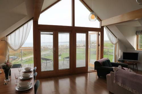 Northlight Port Isaac Bay Holidays